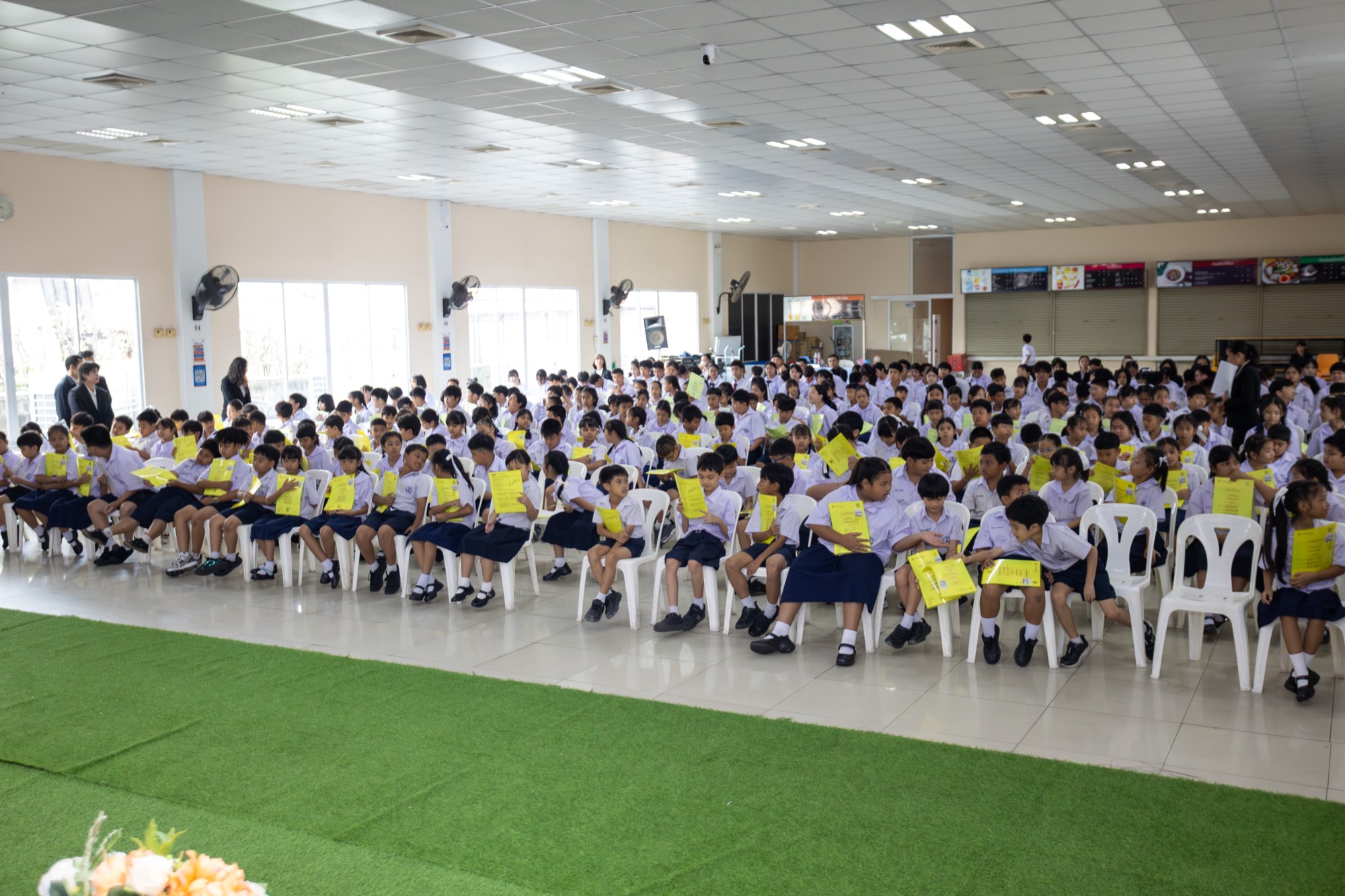 บรรยากาศห้องประชุมในพิธีมอบเกียรติบัตร Cambridge English ของโรงเรียนสหวิทย์